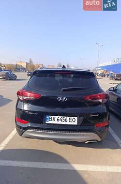 Позашляховик / Кросовер Hyundai Tucson 2016 в Кам'янець-Подільському
