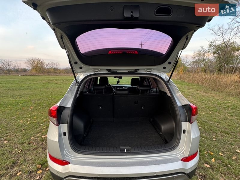 Внедорожник / Кроссовер Hyundai Tucson 2016 в Кропивницком