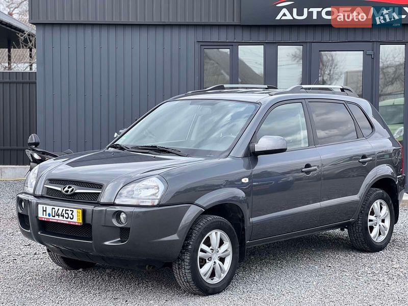 Внедорожник / Кроссовер Hyundai Tucson 2009 в Староконстантинове