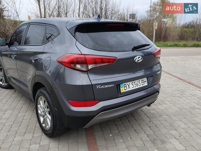 Позашляховик / Кросовер Hyundai Tucson 2016 в Старокостянтинові