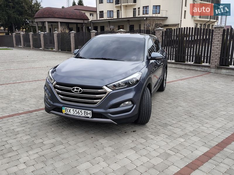 Позашляховик / Кросовер Hyundai Tucson 2016 в Старокостянтинові