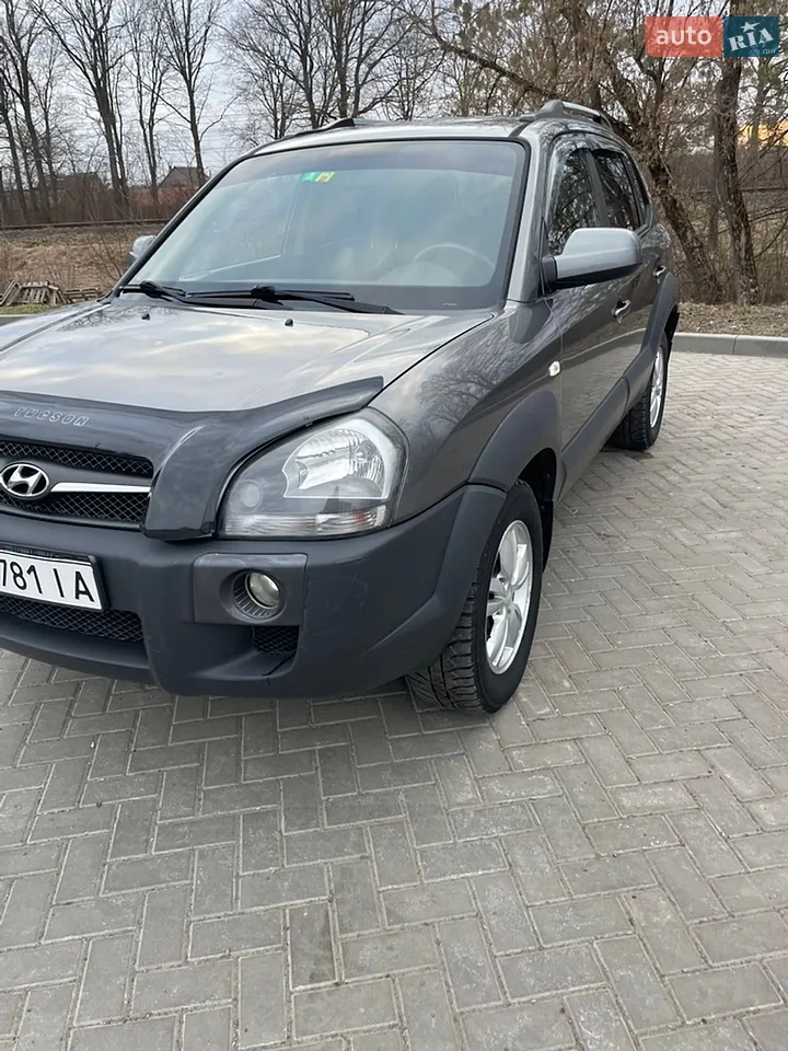 2010 Hyundai Tucson - мініатюра 12