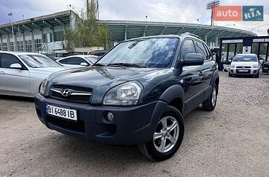 Позашляховик / Кросовер Hyundai Tucson 2011 в Полтаві