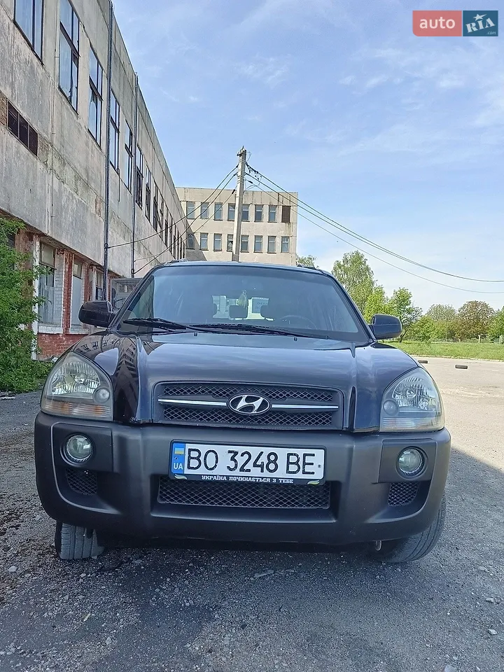 2010 Hyundai Tucson - мініатюра 11