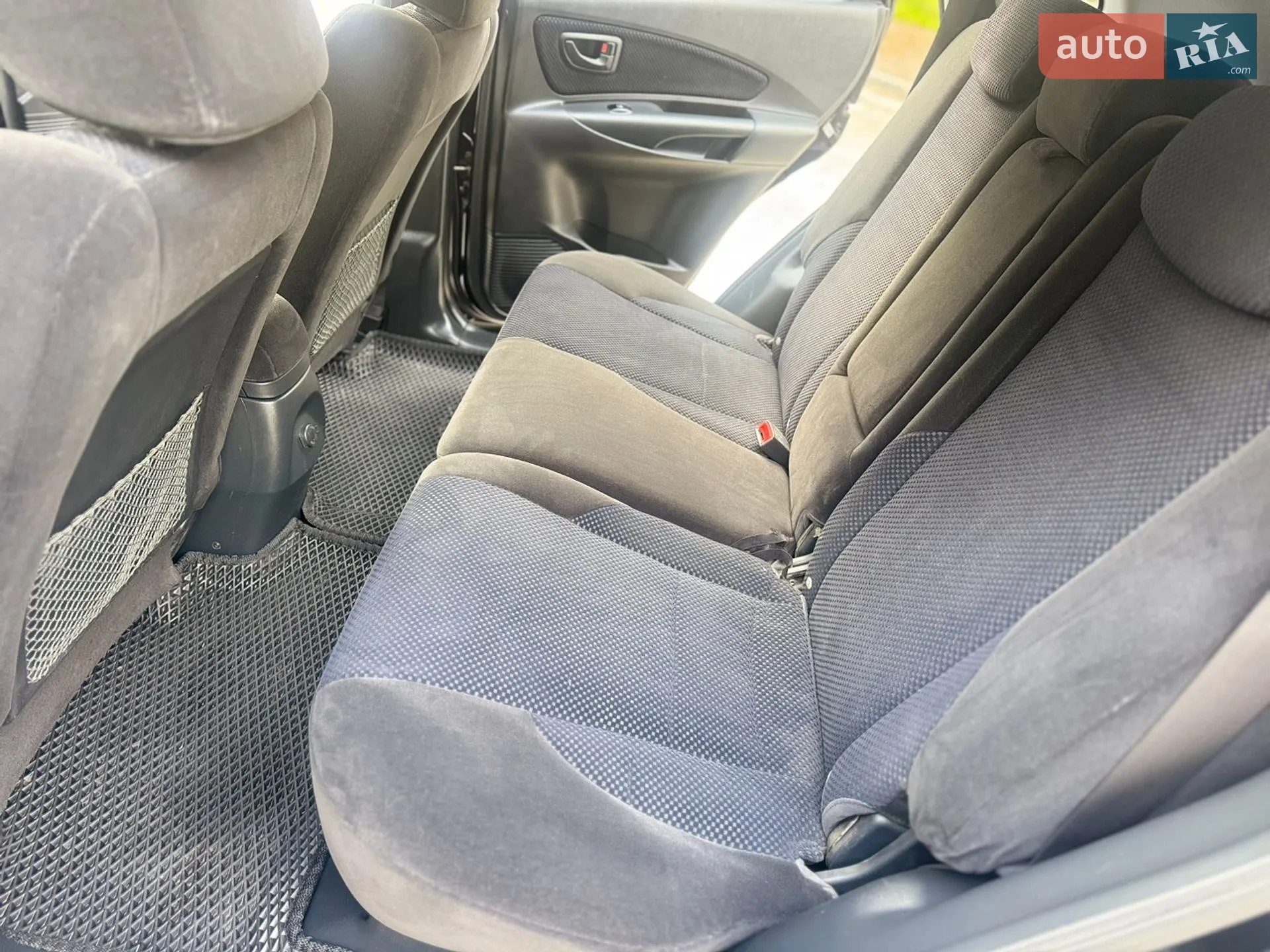 2010 Hyundai Tucson - мініатюра 23