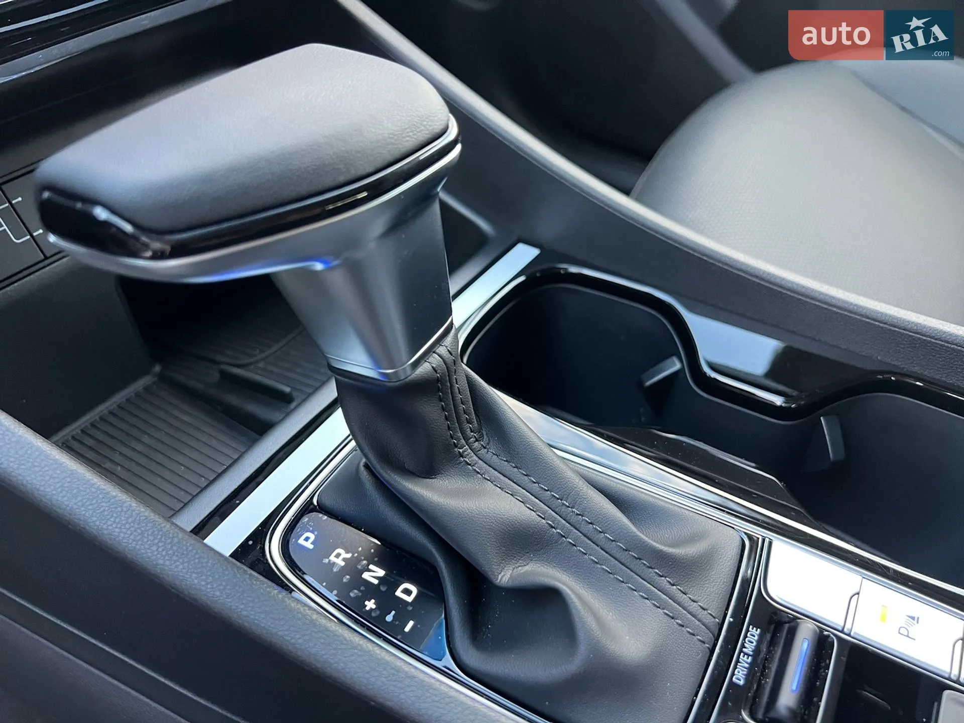 2025 Hyundai Tucson - мініатюра 31