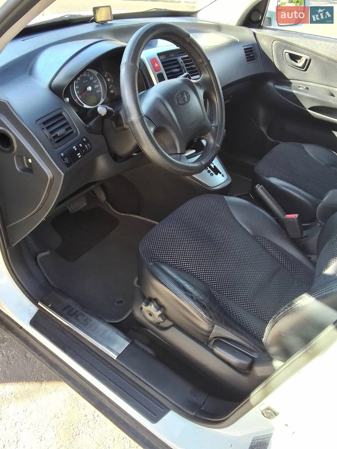2012 Hyundai Tucson - мініатюра 11