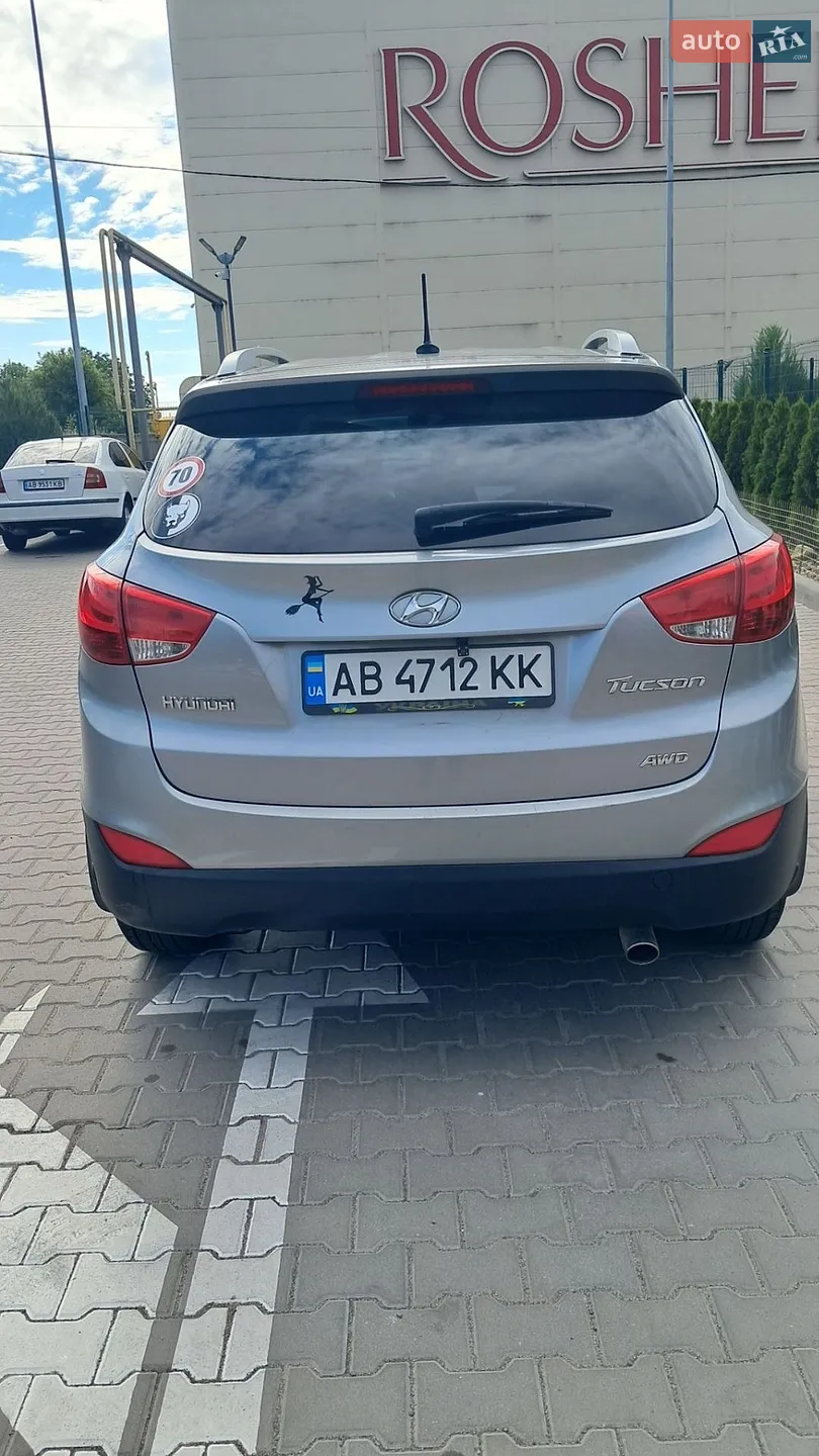 2011 Hyundai Tucson - мініатюра 2