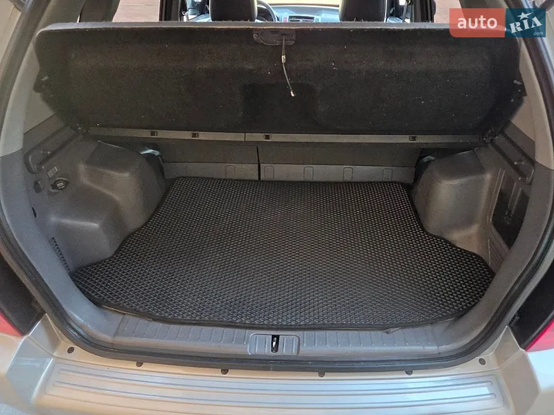 Hyundai Tucson 2005 VIN KMHJN81VP5U233596 фото оголошення 35 з 70