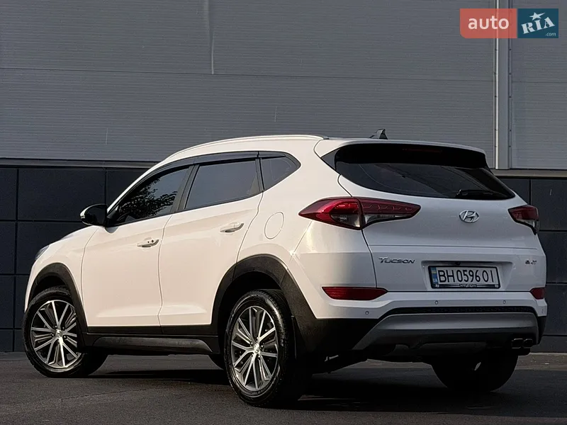 Hyundai Tucson 2016 VIN KMHJ381ABHU210346 фото оголошення 24 з 95