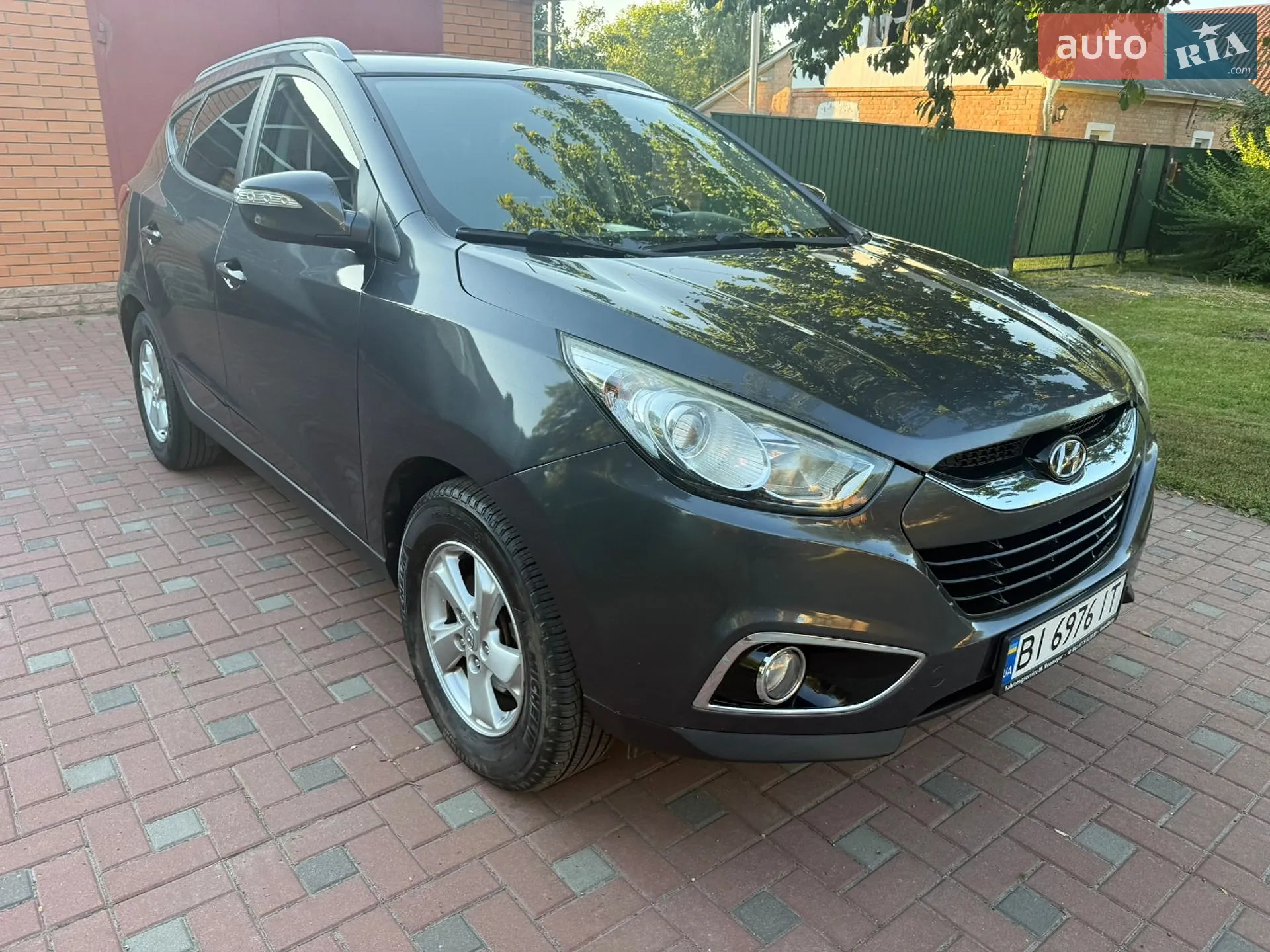 2010 Hyundai Tucson - мініатюра 11