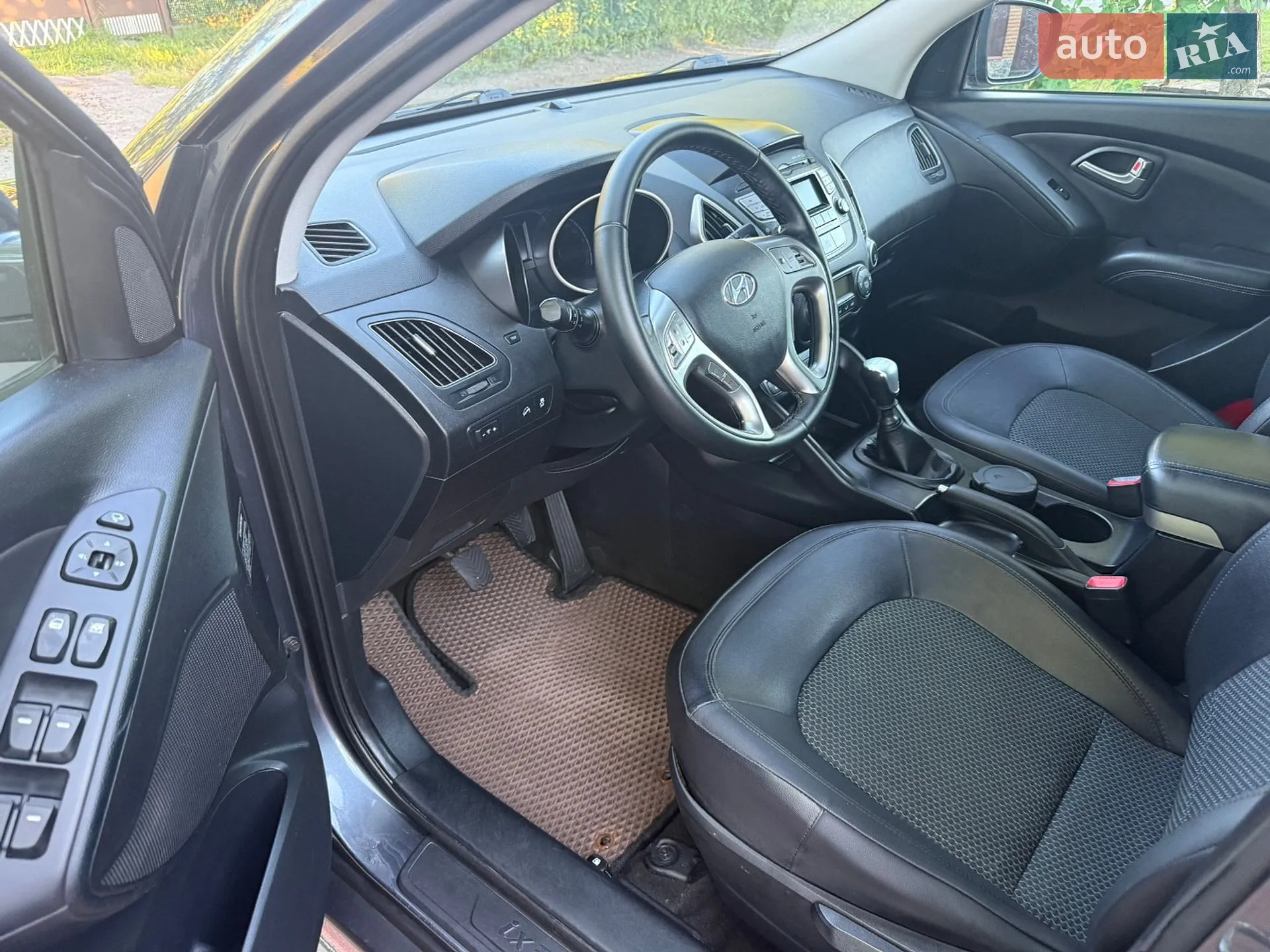 2010 Hyundai Tucson - мініатюра 41