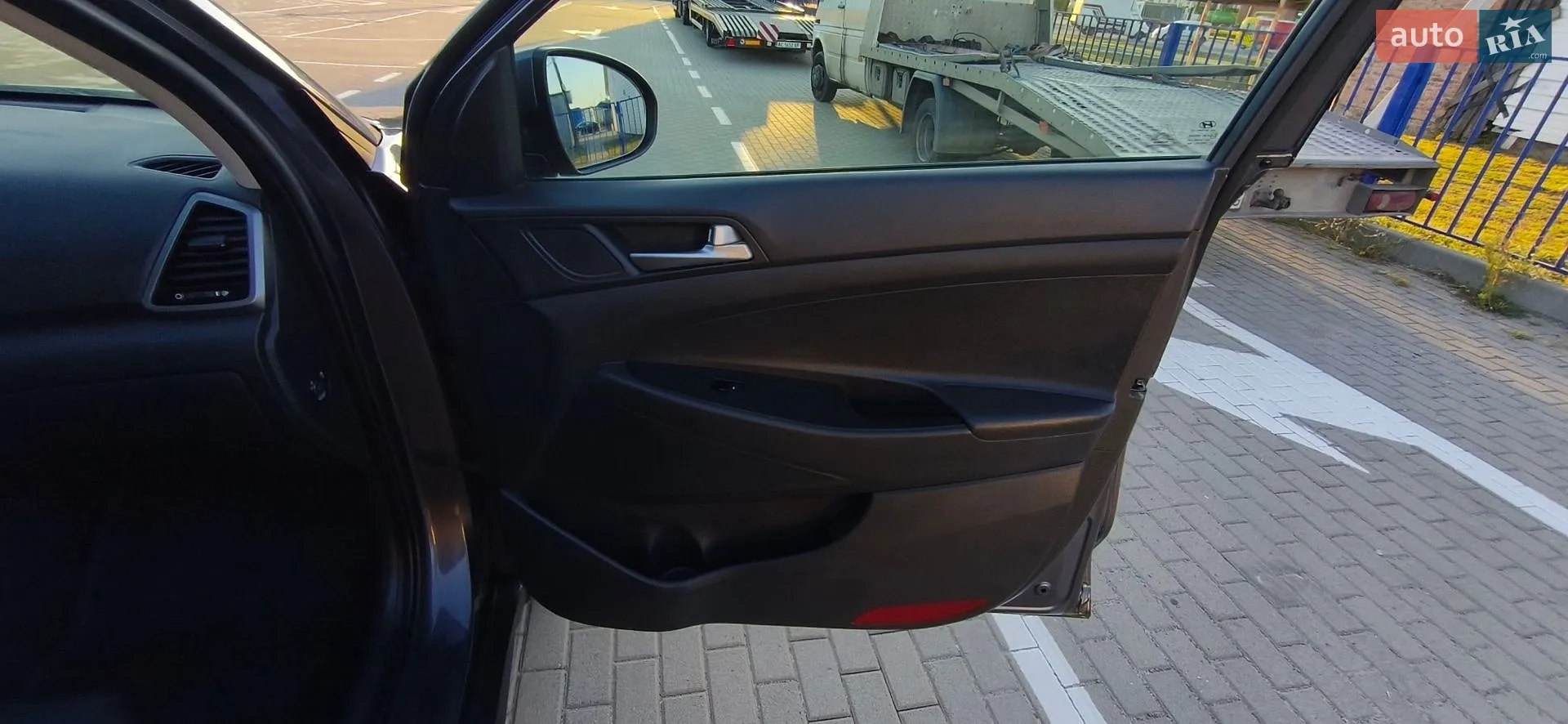 2015 Hyundai Tucson - мініатюра 32