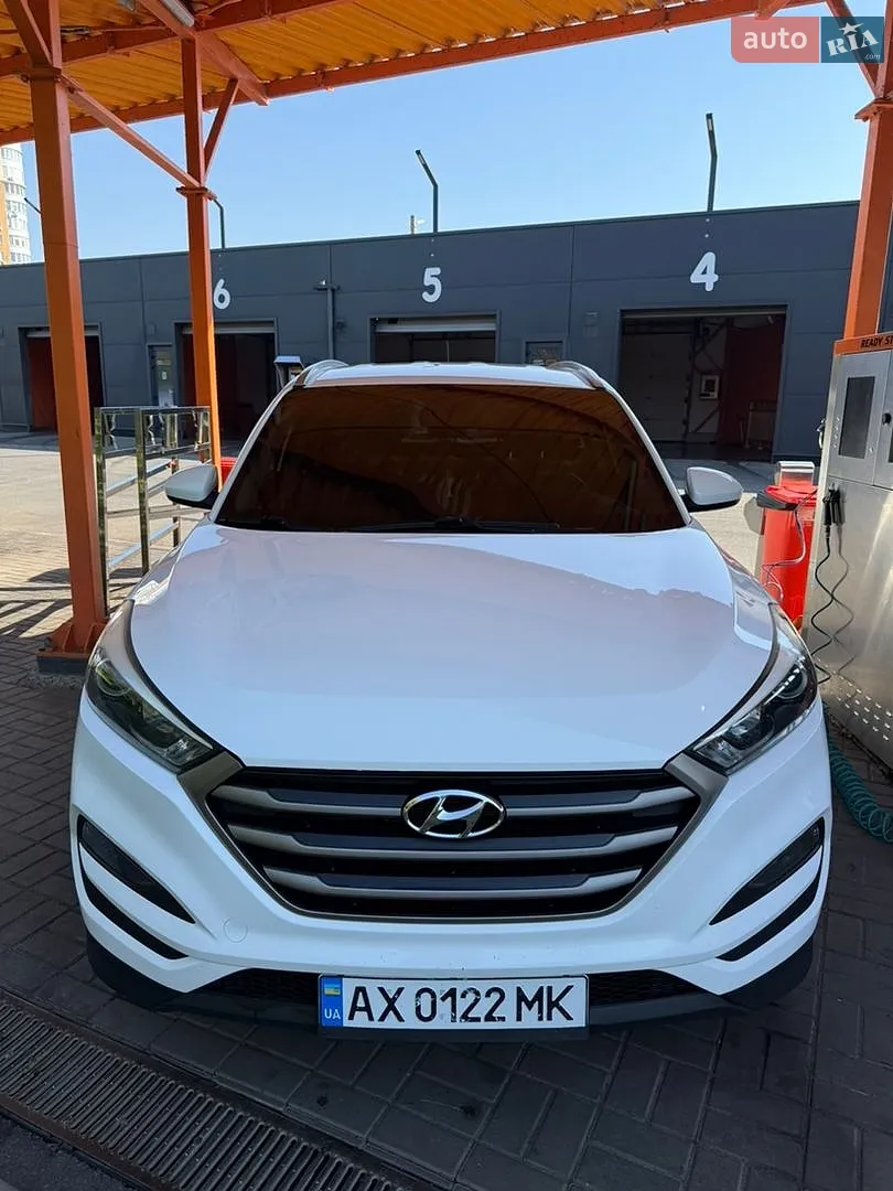 2016 Hyundai Tucson - фото 1