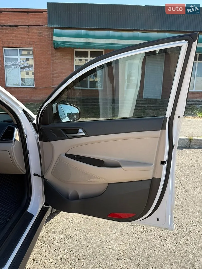 2016 Hyundai Tucson - мініатюра 11