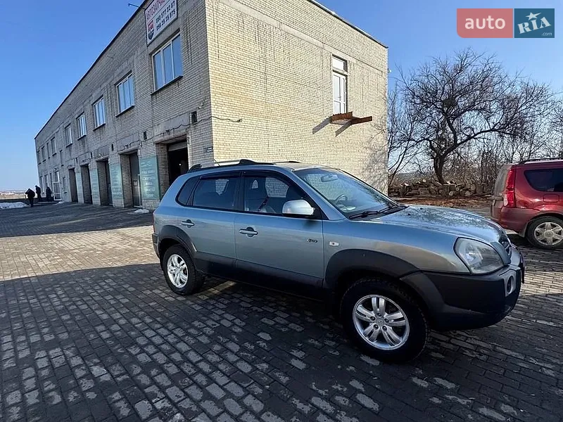 Hyundai Tucson