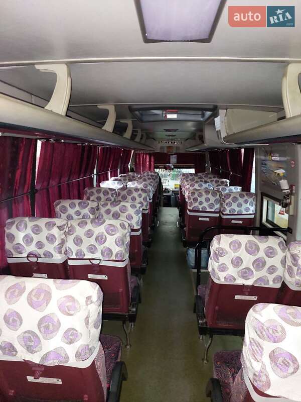 Туристический / Междугородний автобус Hyundai Universe 2008 в Харькове