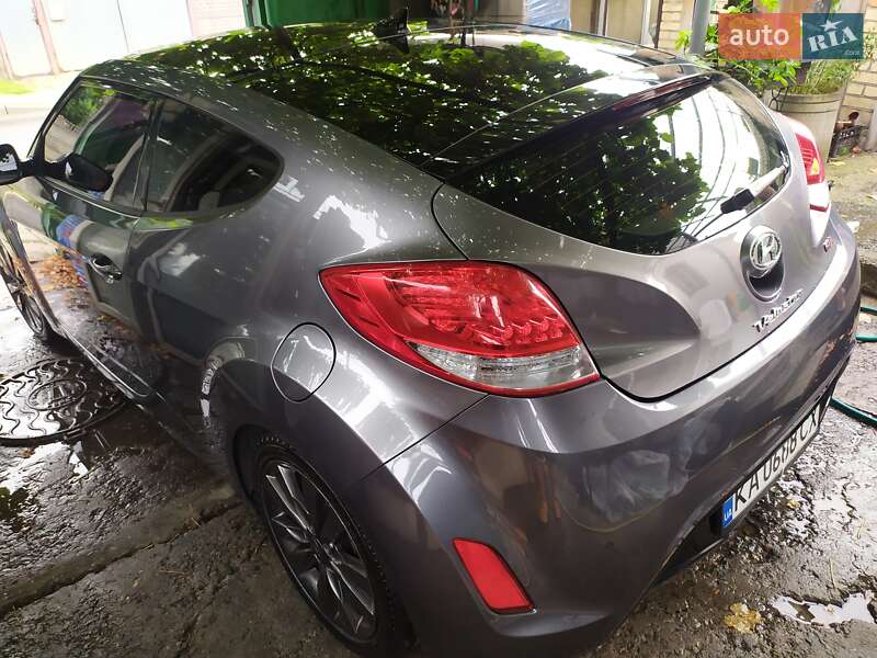 Хэтчбек Hyundai Veloster 2011 в Киеве