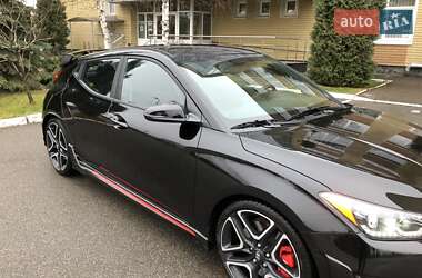 Хэтчбек Hyundai Veloster 2019 в Киеве
