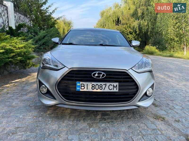 Хэтчбек Hyundai Veloster 2015 в Полтаве фото Хэтчбек Hyundai Veloster 2015 в Полтаве