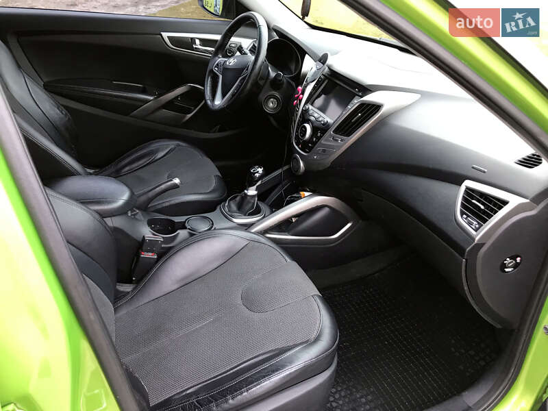 Хетчбек Hyundai Veloster 2012 в Львові