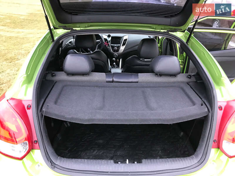 Хетчбек Hyundai Veloster 2012 в Львові