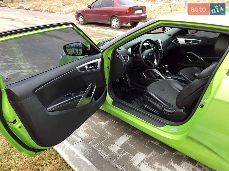 Хетчбек Hyundai Veloster 2012 в Львові