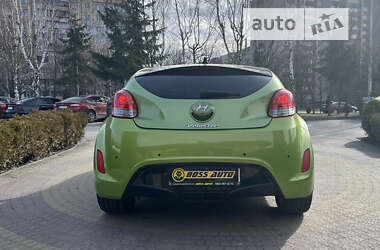 Хэтчбек Hyundai Veloster 2011 в Львове