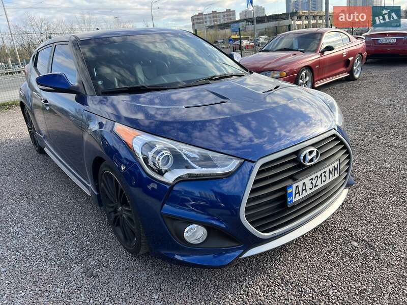 Хэтчбек Hyundai Veloster 2015 в Киеве