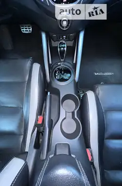 Hyundai Veloster 2015