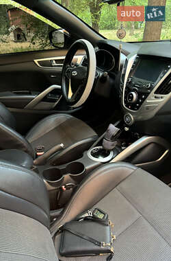 Хэтчбек Hyundai Veloster 2016 в 