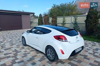 Хэтчбек Hyundai Veloster 2011 в Николаеве