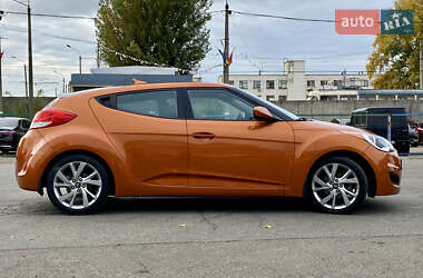 Хэтчбек Hyundai Veloster 2016 в Киеве