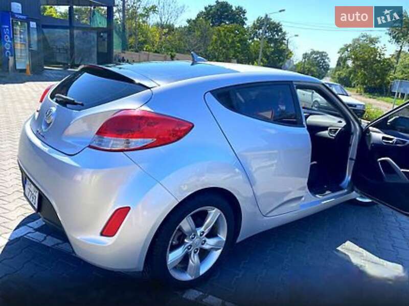 Хетчбек Hyundai Veloster 2014 в Києві