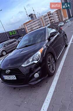 Хэтчбек Hyundai Veloster 2015 в 