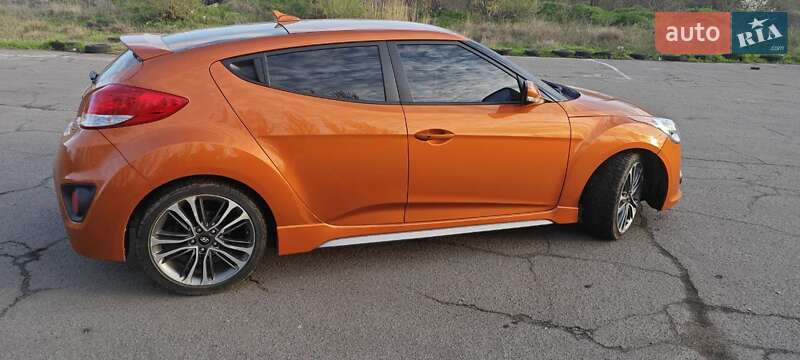 Хетчбек Hyundai Veloster 2015 в Кривому Розі