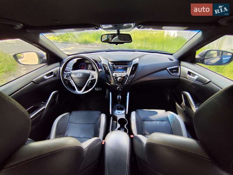 Хэтчбек Hyundai Veloster 2016 в Киеве фото 17 Хэтчбек Hyundai Veloster 2016 в Киеве