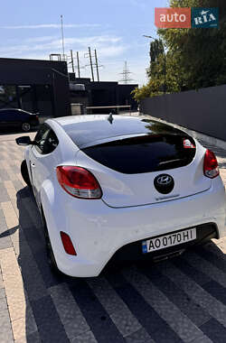Хетчбек Hyundai Veloster 2013 в 