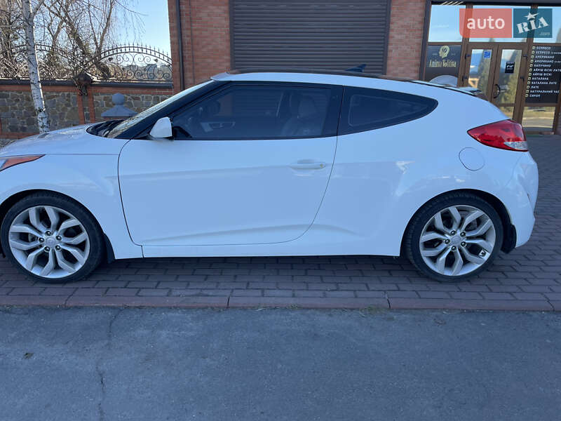 Хетчбек Hyundai Veloster 2012 в Ставищі