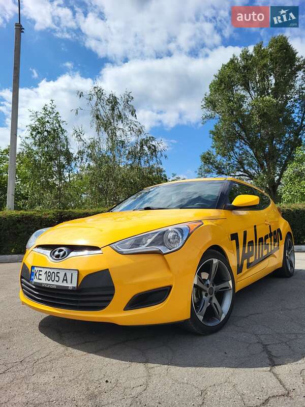 Hyundai Veloster 2013