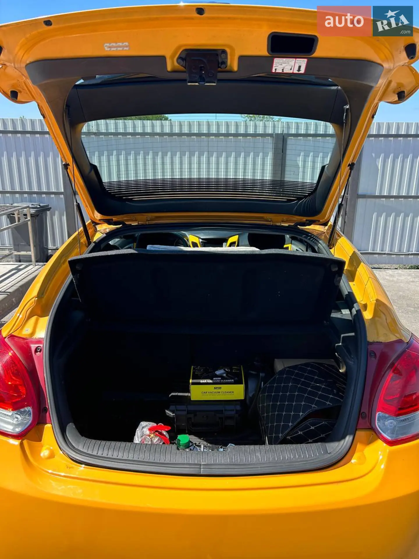 Hyundai Veloster 2013 VIN KMHTC6AD4DU156254 фото оголошення 11 з 35