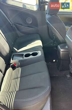 Хэтчбек Hyundai Veloster 2013 в Кривом Роге