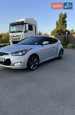 Хэтчбек Hyundai Veloster 2015 в 