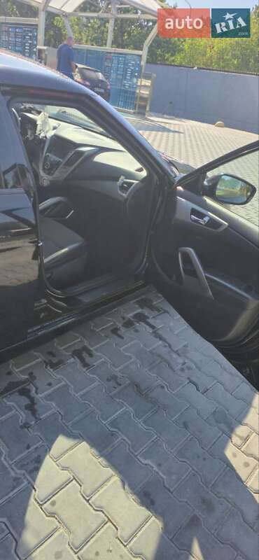 Хэтчбек Hyundai Veloster 2014 в Николаеве фото 9 Хэтчбек Hyundai Veloster 2014 в Николаеве