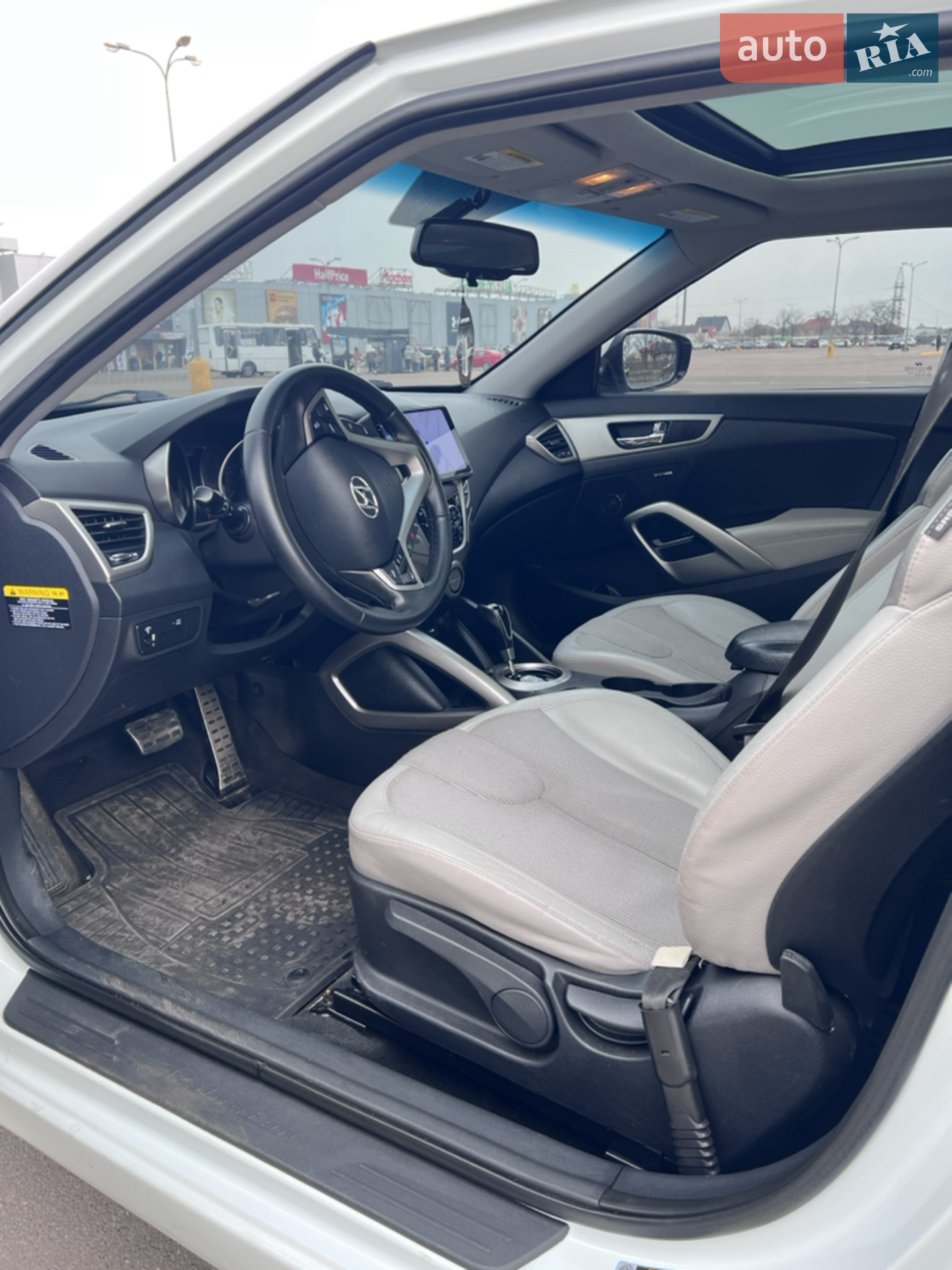 2011 Hyundai Veloster - мініатюра 33