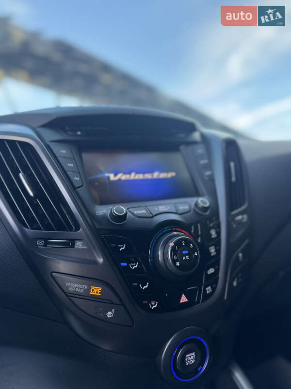 Хетчбек Hyundai Veloster 2014 в Львові фото 18 Хетчбек Hyundai Veloster 2014 в Львові