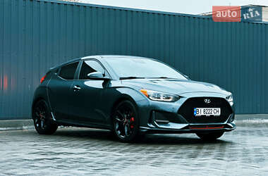 Хетчбек Hyundai Veloster 2019 в  фото 3 Хетчбек Hyundai Veloster 2019 в