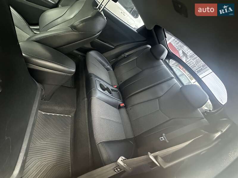 Хетчбек Hyundai Veloster 2013 в Києві