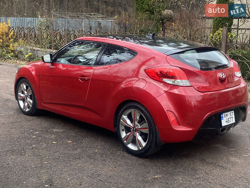 Хэтчбек Hyundai Veloster 2012 в Житомире