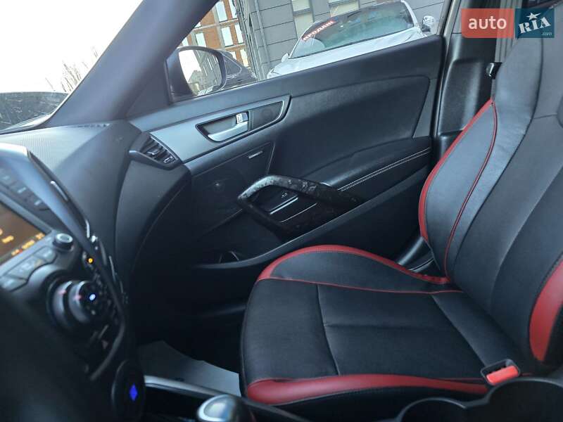 Хетчбек Hyundai Veloster 2014 в Львові